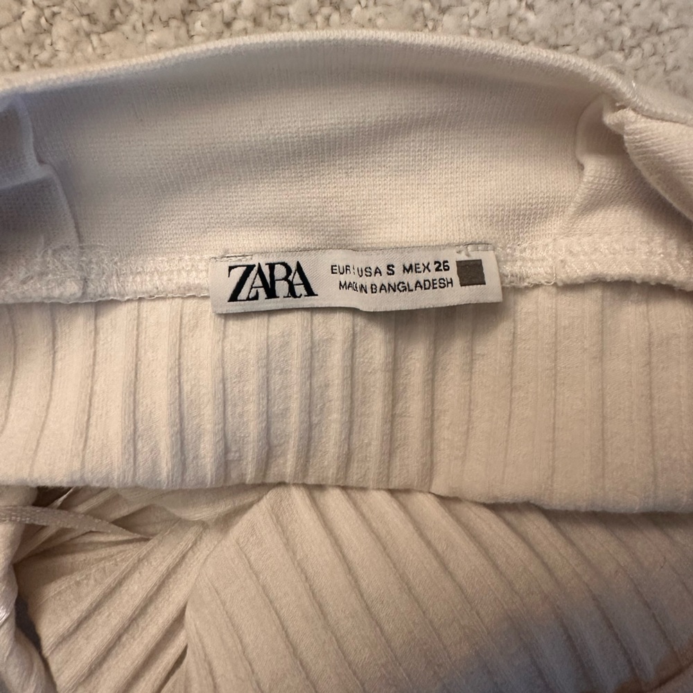 Zara Cream Ribbed Knit Cross-Front Tank – Size S - Picture 4 of 4